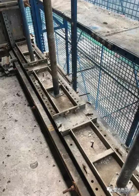 栏杆基础及预埋件怎么安装,混凝土栏杆预埋安装全过程