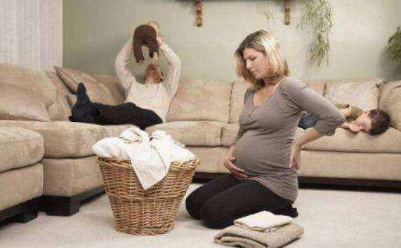 产检显示胎盘低很严重吗,有两个胎盘但是是单胎是什么原因