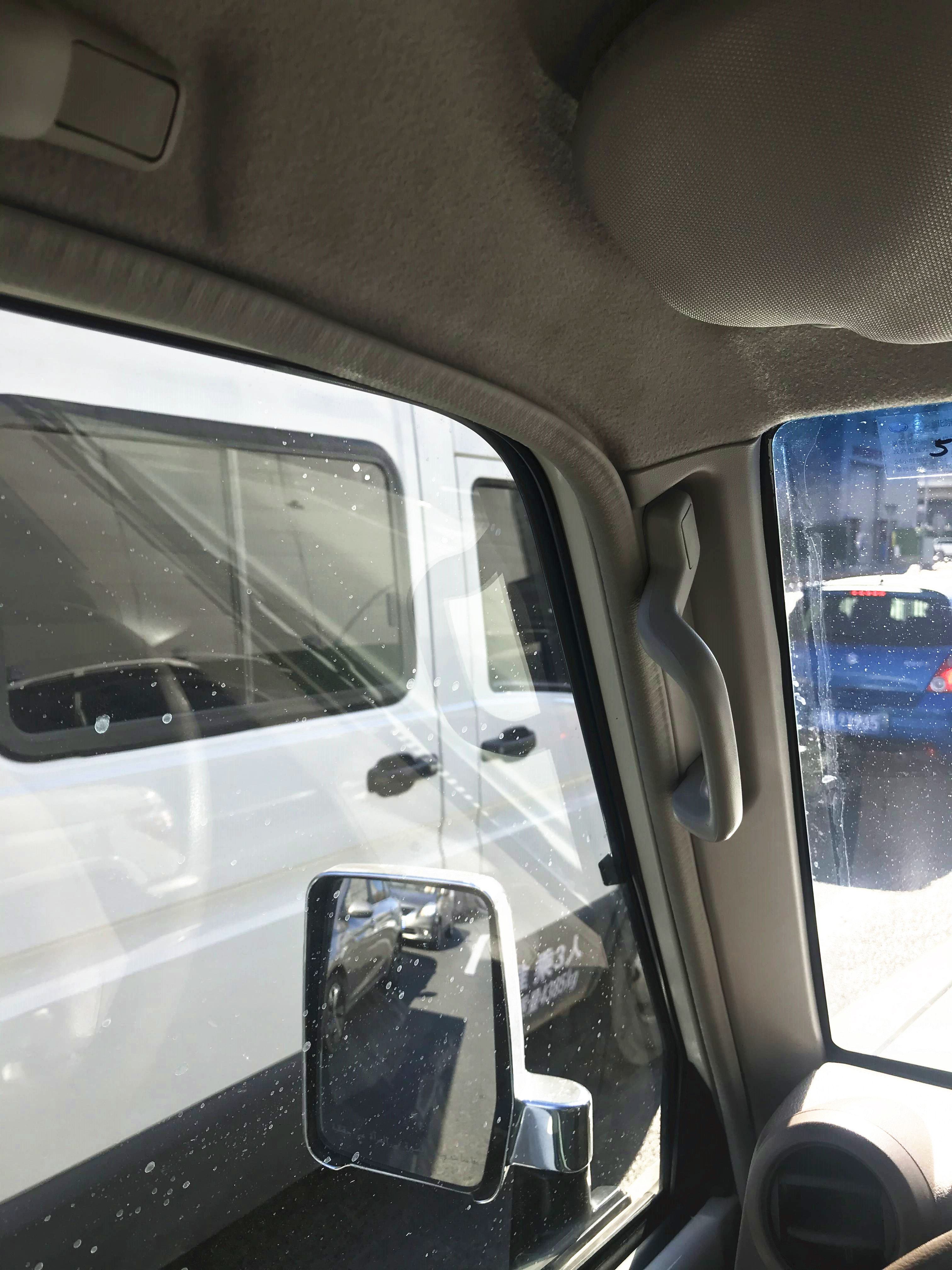 全新陆巡5.7试驾,陆巡v6版测评