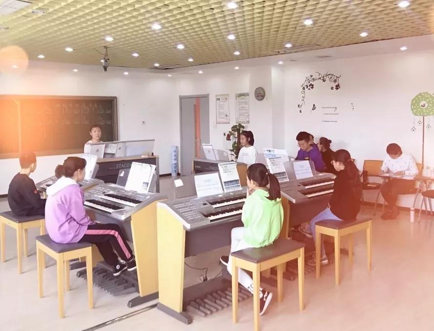 双排键乐器解读,科少课堂知识讲解