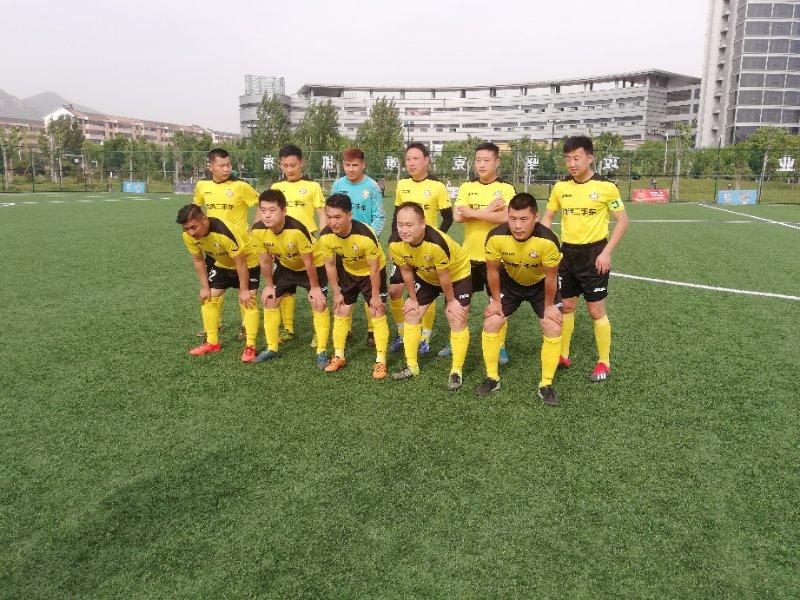 *安泰**甲级联赛太平鸟4连胜领跑积分榜，公交公司6比2大胜