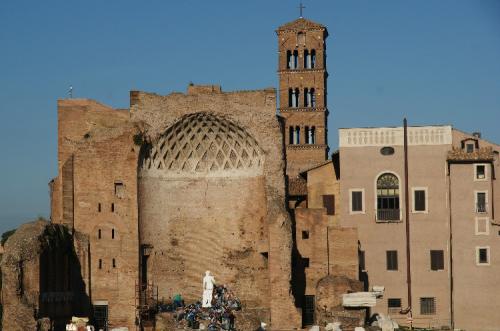 世界史｜古罗马时期元首制度下，罗马元老院是如何演变的？