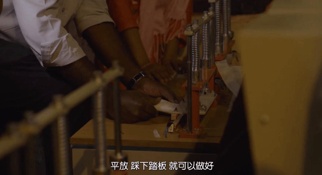 奥斯卡最佳短片记录印度女人争取卫生巾自由,卫生巾是怎么做成的