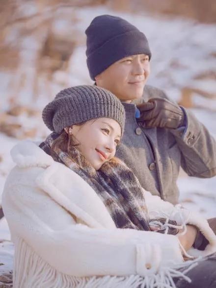 王珂:百亿富豪闪婚女明星,三年后遭遇破产,媳妇成“国民贤妻”