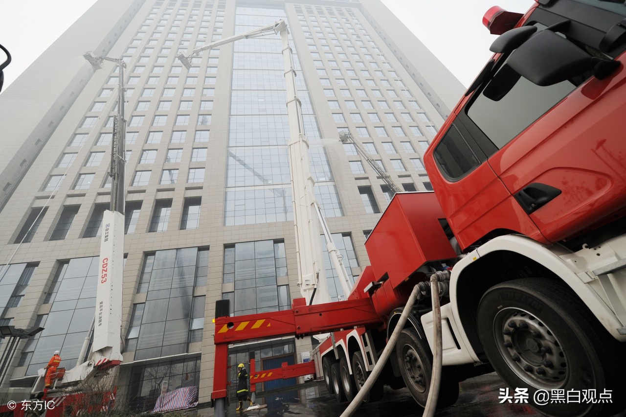 4小时的防火隔墙和3小时的防火墙,防火间隔是2.0的隔墙还是防火墙