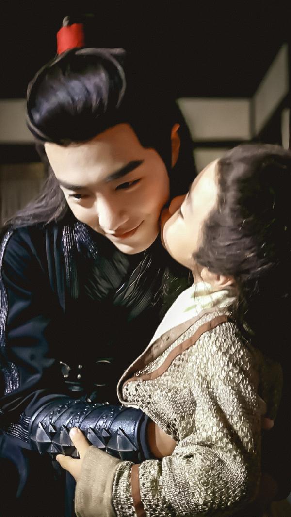 所有人对肖战的评价,人民日报对肖战的评价