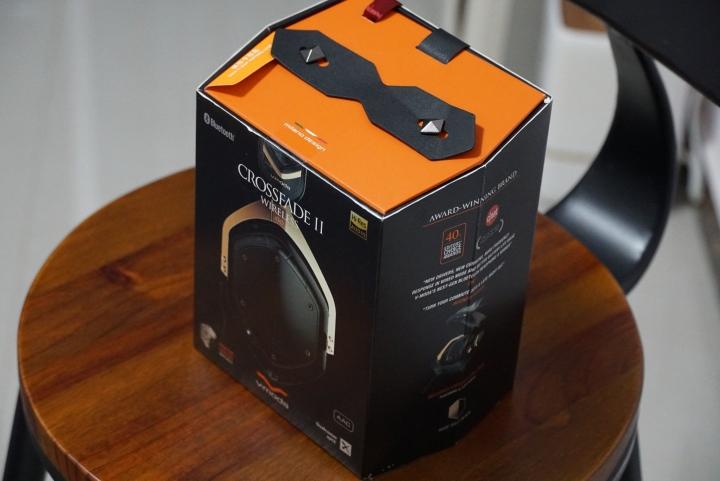 美国头戴式蓝牙耳机,可戴头盔的头戴式蓝牙耳机