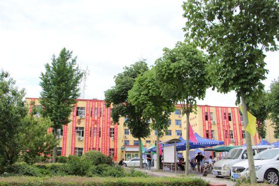 洛阳工业信息中专2023招生,洛阳工业信息中专2022招生