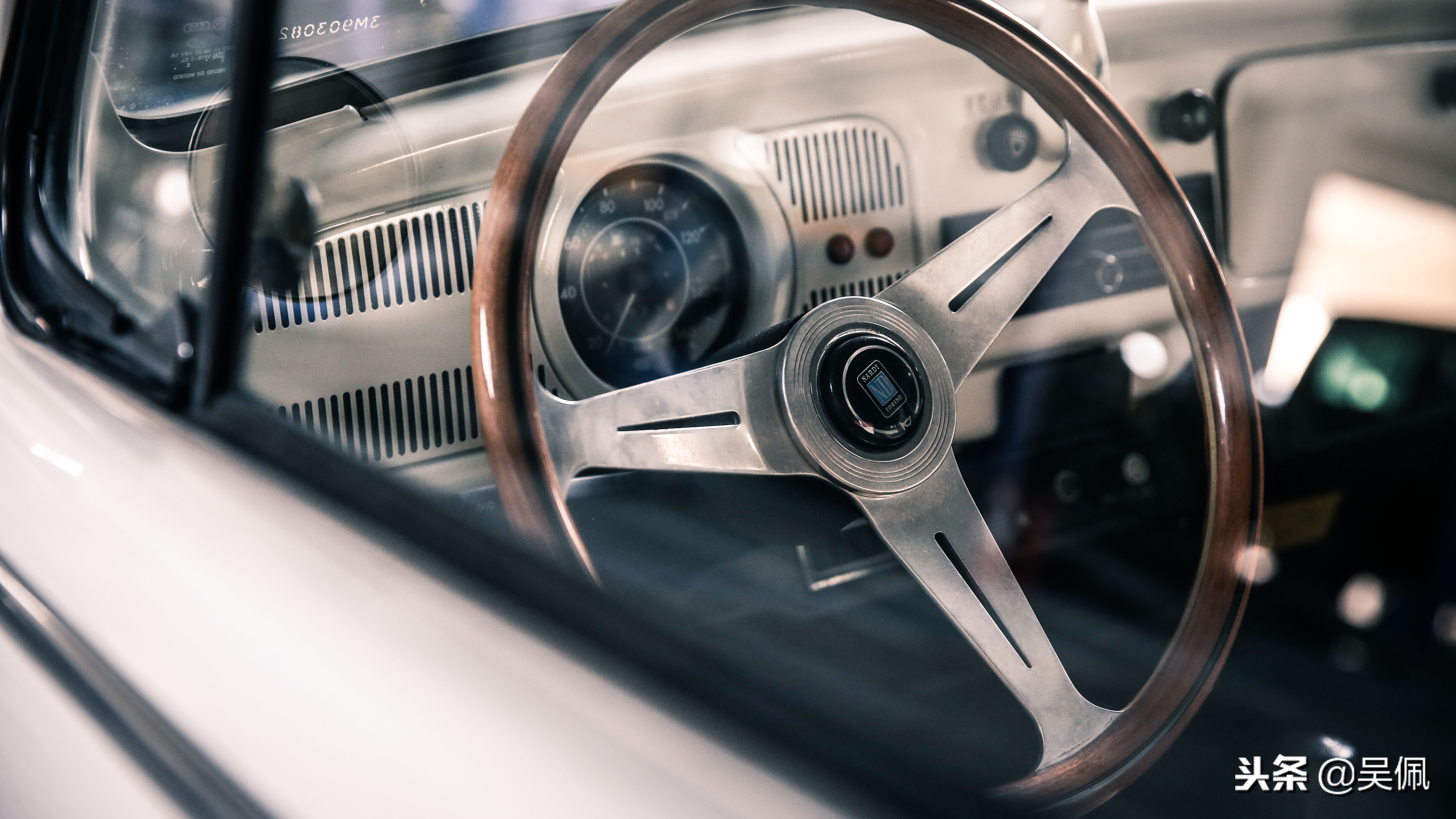 每一个欣赏经典的人，都值得拥有一辆甲壳虫