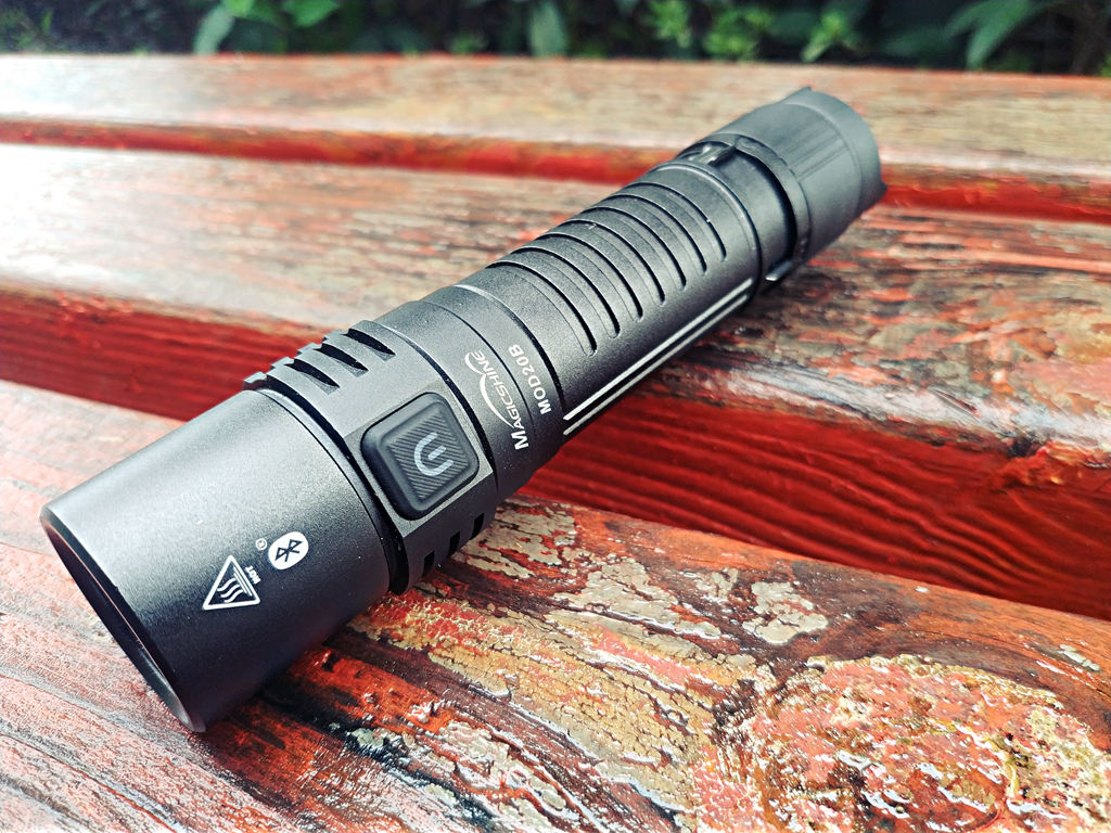 迈极炫最新款手电,迈极炫手电筒怎么样