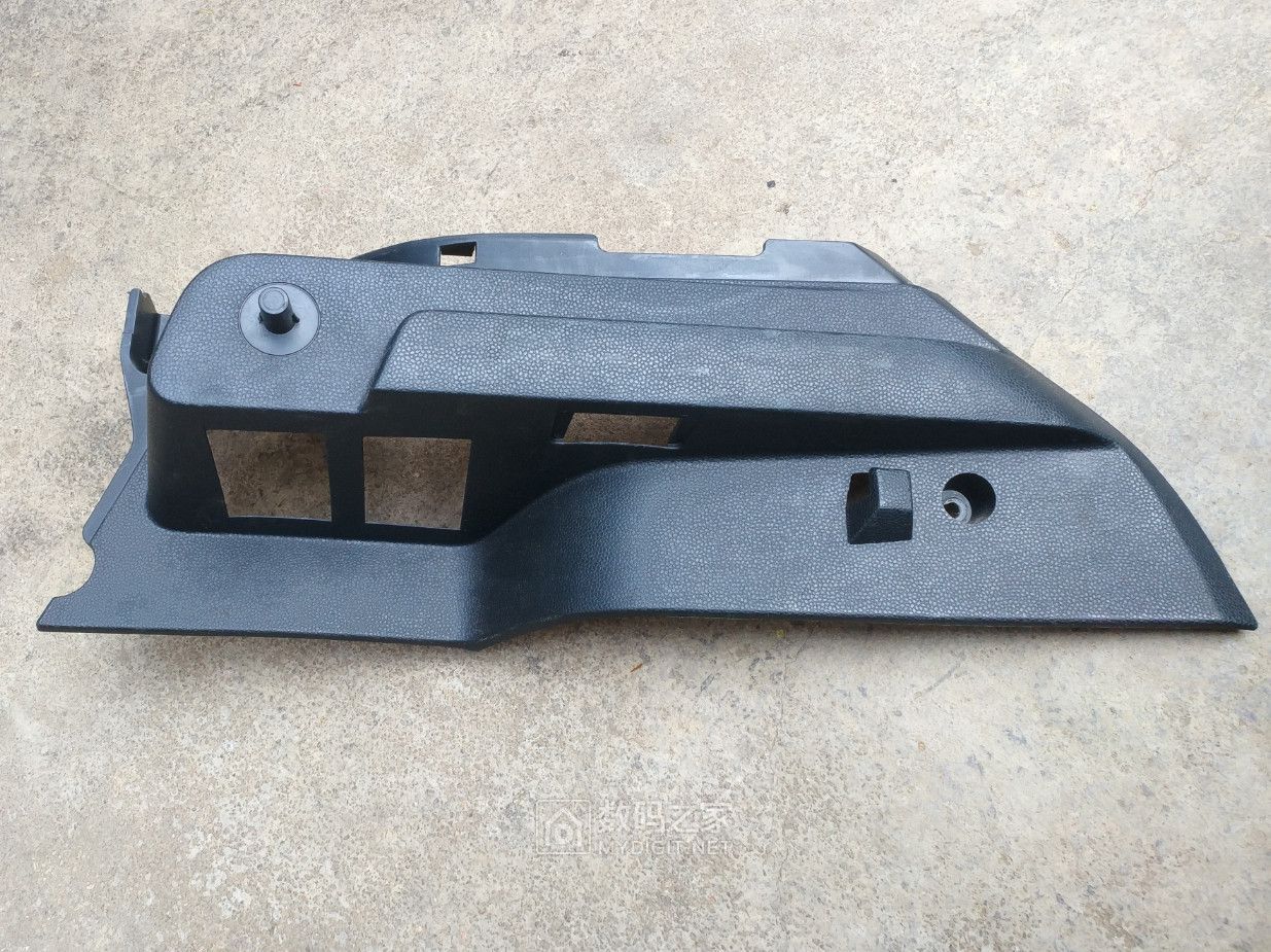 福特嘉年华点烟器拆装,福特嘉年华拆点烟器