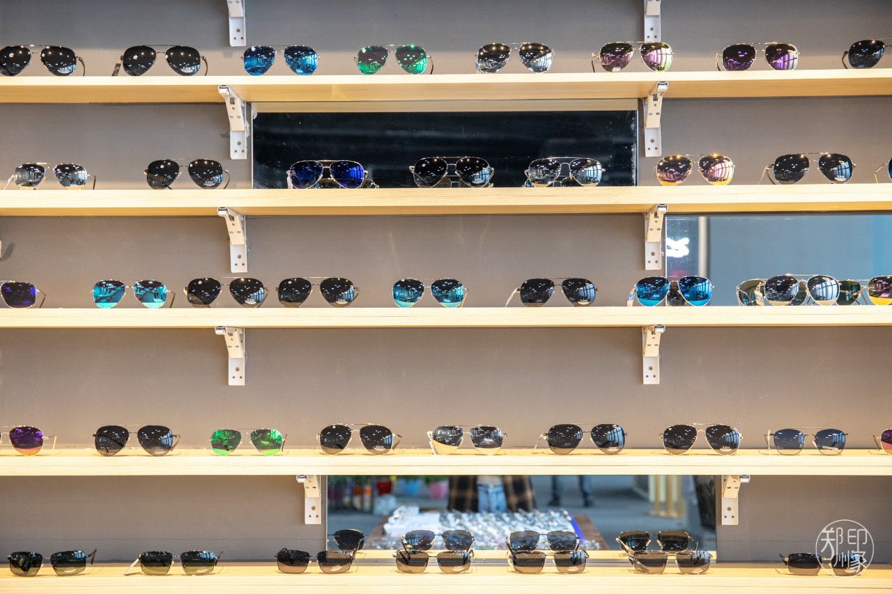 omg新眼镜,omg眼镜推荐