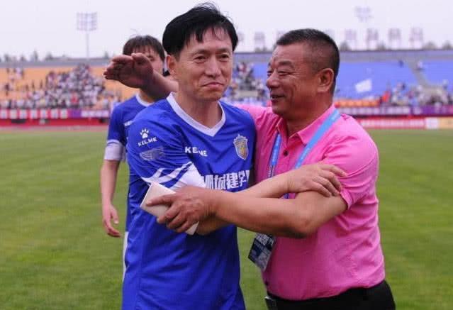 盘点踢足球最厉害的人,踢球最老的球星