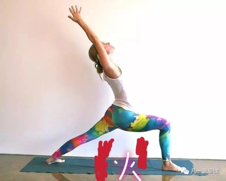 练了瑜伽感觉背还是那么厚,练了几天瑜伽反而肩膀疼