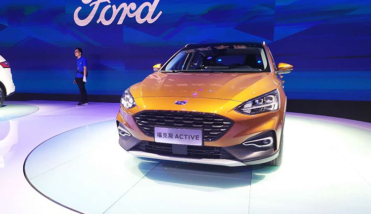 福特福克斯active评测,19年福特福克斯active顶配