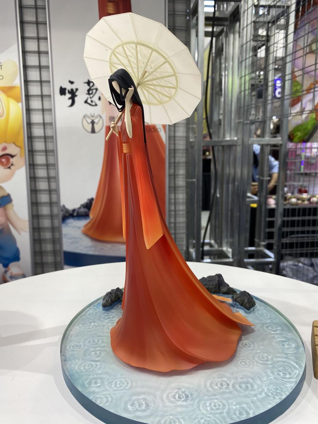 我们和52toys创始人、资深设计师聊了聊,潮玩展是什么样的体验?