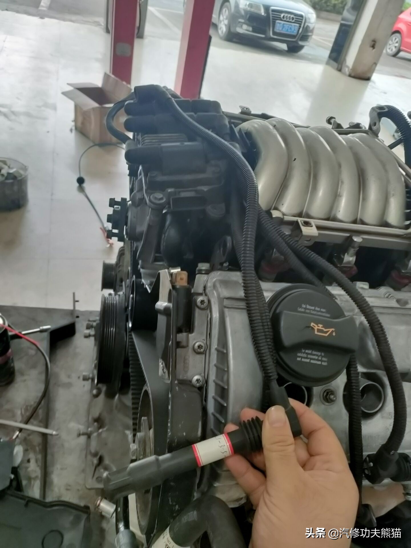 2003年老奥迪a6,2012年奥迪a6经典