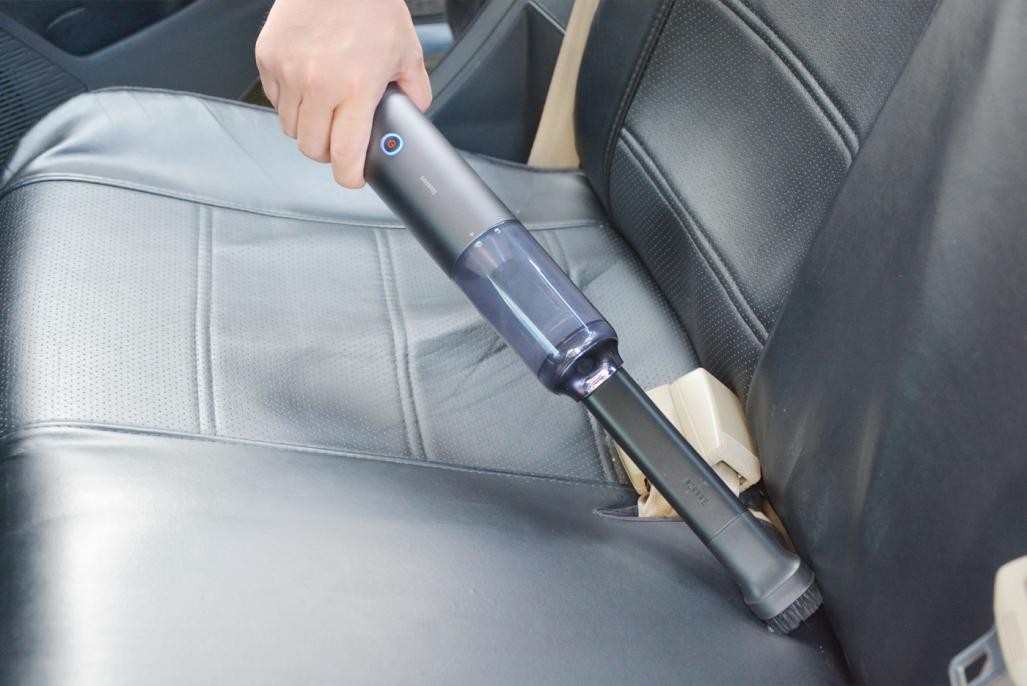 高颜值超迷你，倍思H5家用随手吸尘器测评