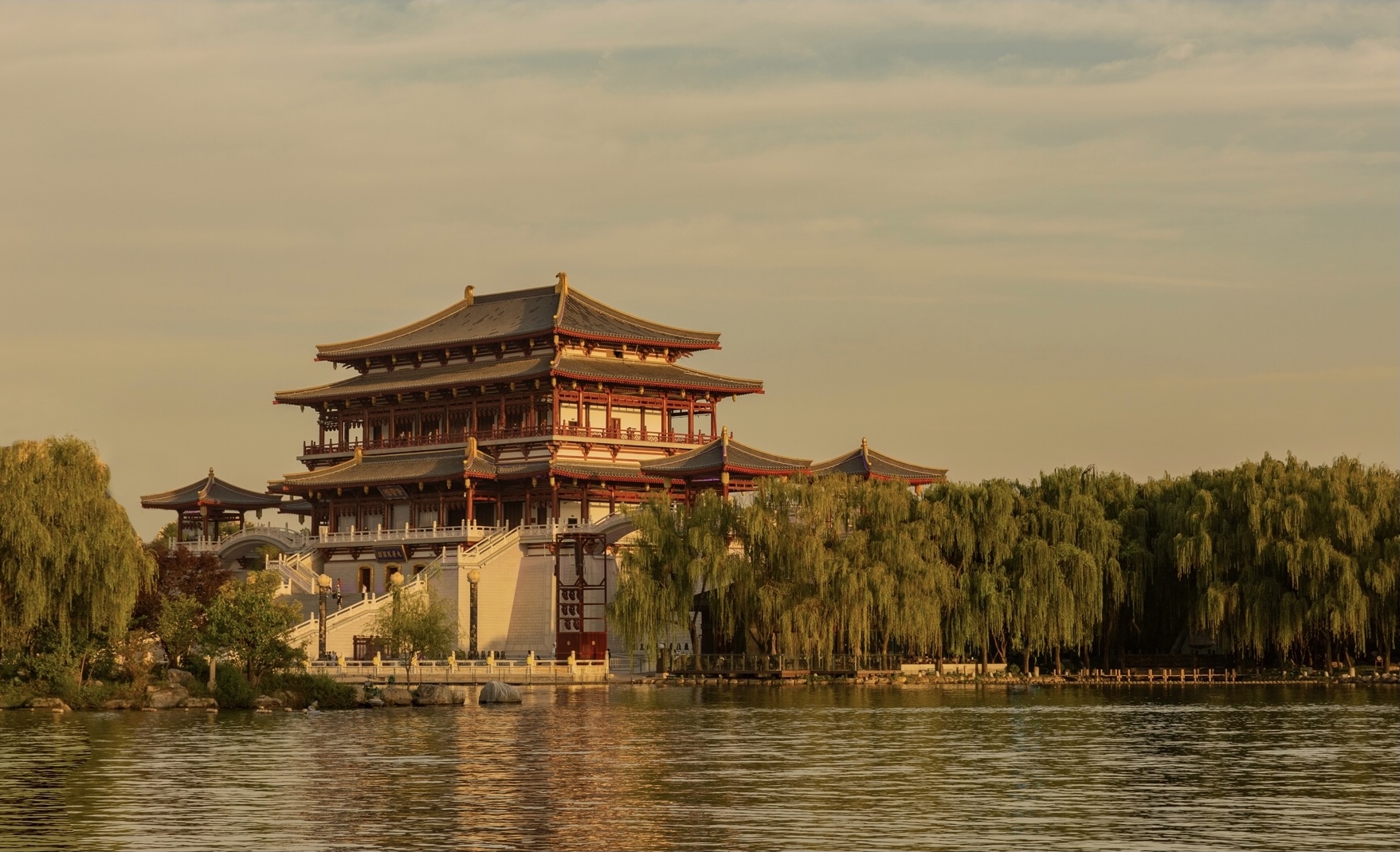 西安大雁塔值得玩么,西安五天四夜旅游攻略大雁塔