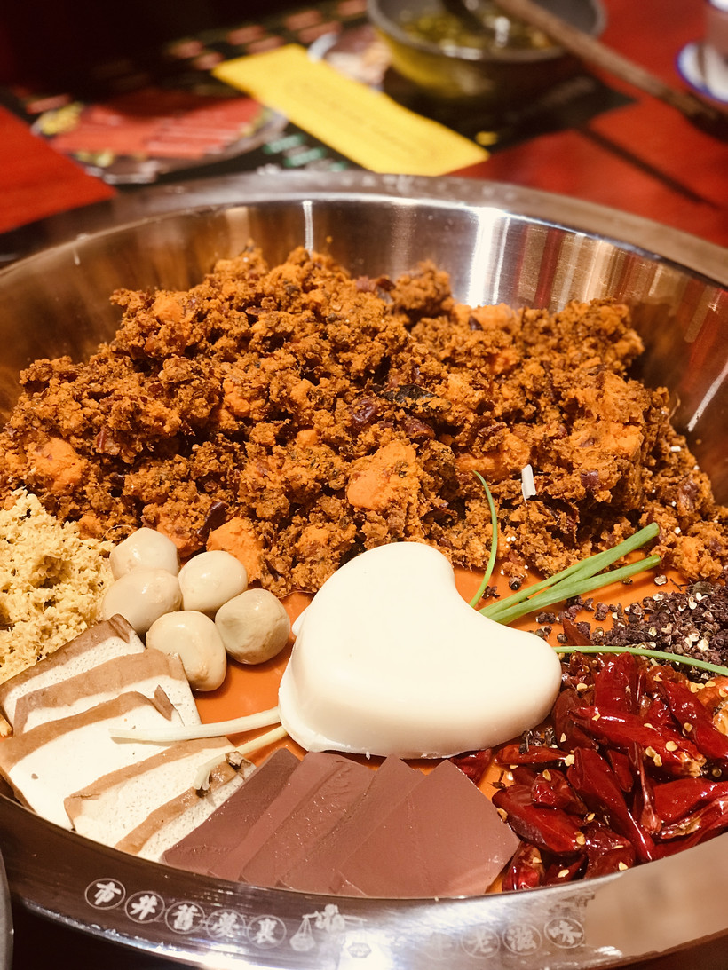 谢霆锋成都打卡百年老店,谢霆锋打卡上海网红店