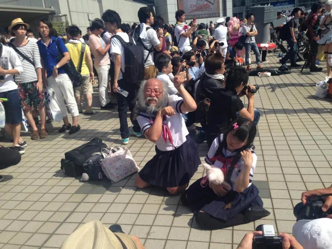 这年头怎么还有人玩cos,这年头什么才是真实的