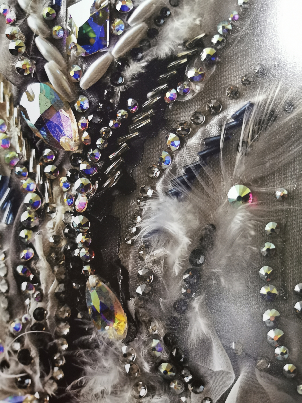 羽生结弦穿花衬衫2018,羽生结弦花衬衫拼接款