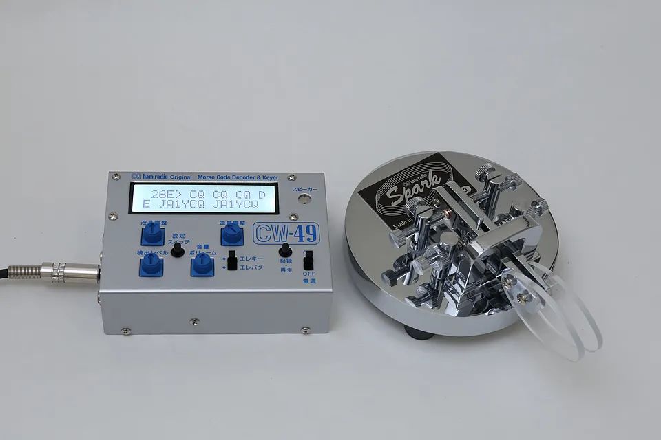 「新品情报站」日本机械触点臭虫莫尔斯文艺范电键售价2799元