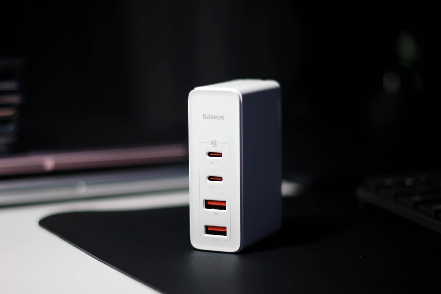 工欲善其事必先利其器，2021年初自媒体创作的专业向桌面配置