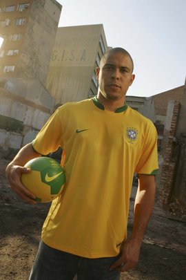 国际足联金球奖历届得主,国际足联历届先生