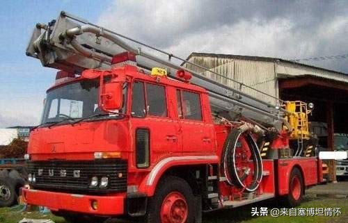 变形金刚g1大黄蜂汽车,变形金刚g1汽车大师原型车