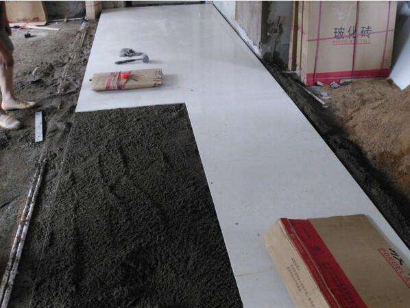 农村一楼装修防潮湿的最好方法,一楼潮湿怎么装修防潮有架空层