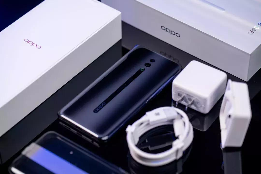 Opporeno和pro的区别,opporeno与renopro区别