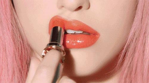 白皮肤适合的口红色号ysl,ysl口红1966素颜测评