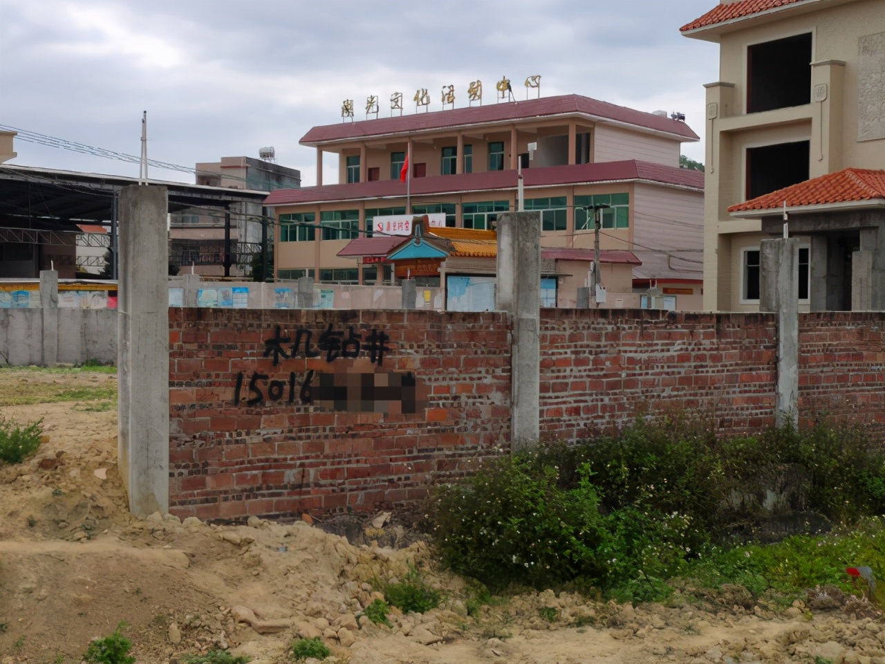 种植大户遇到干旱怎么办,农村干旱严重农田都没有水怎么办