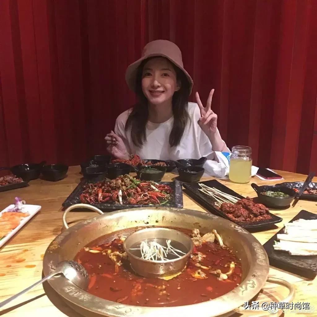 倪妮和江疏影都很清冷,倪妮小龙虾江疏影