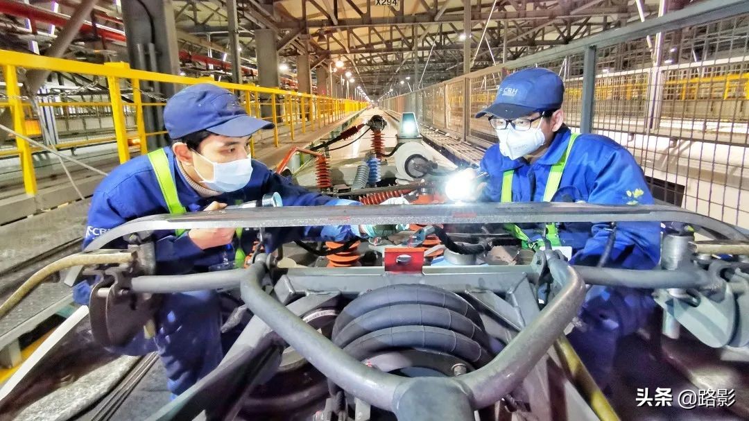 战疫情保春运铁路警察在行动,抗击疫情守护平安摄影征稿