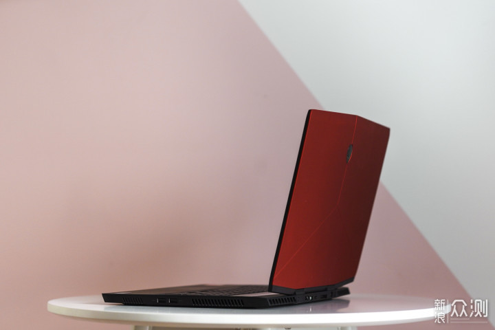 alienware外星人笔记本入门指南,alienware外星人笔记本顶配
