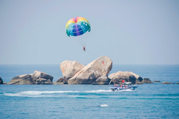 华文媒体海南行,海外华文媒体走进新疆昌吉行