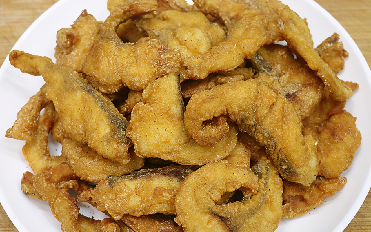 正宗椒盐香酥鱼的做法,这样的椒盐鱼块香酥可口你吃过吗