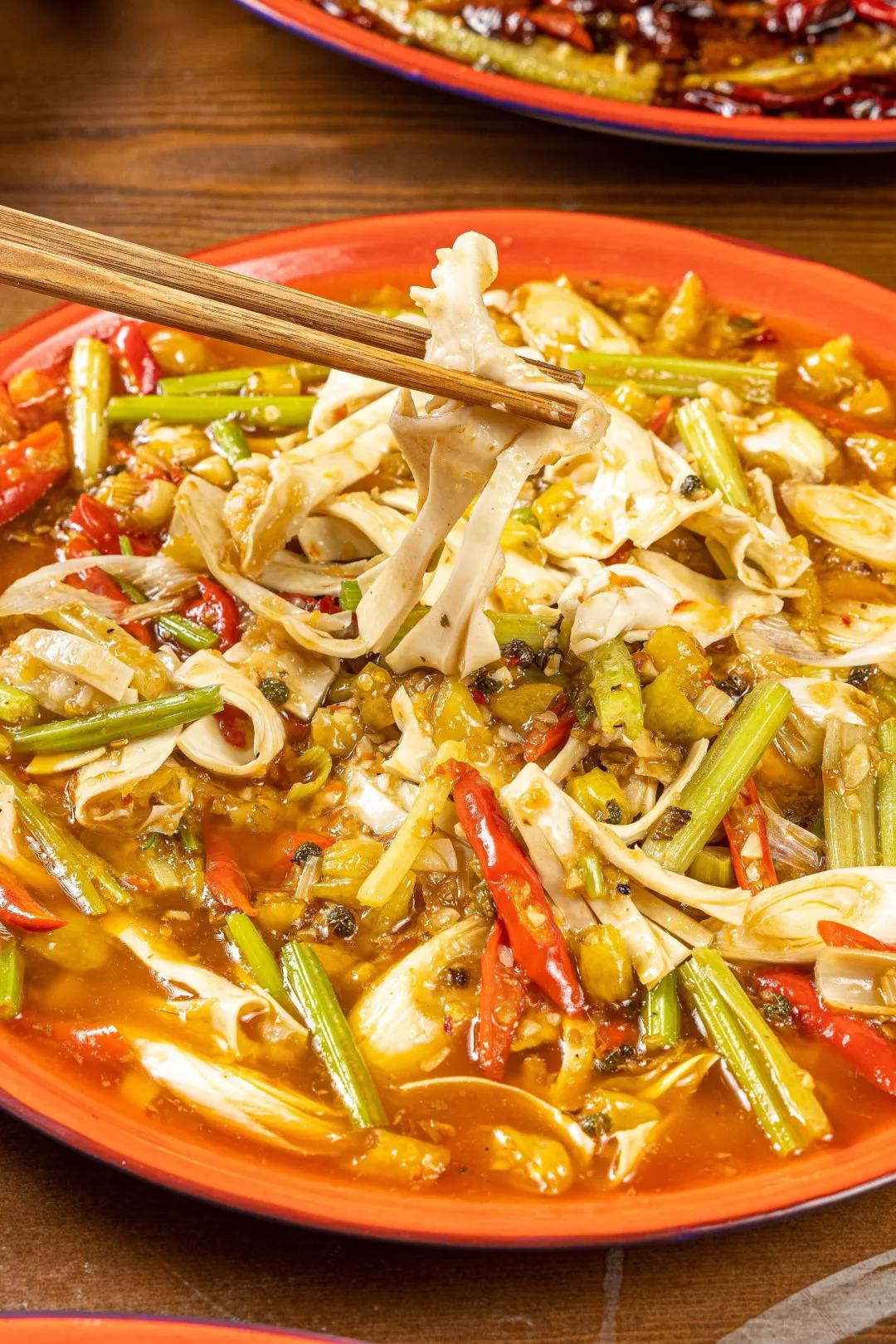 这店没什么,也就北上深全榜①,就在体育西