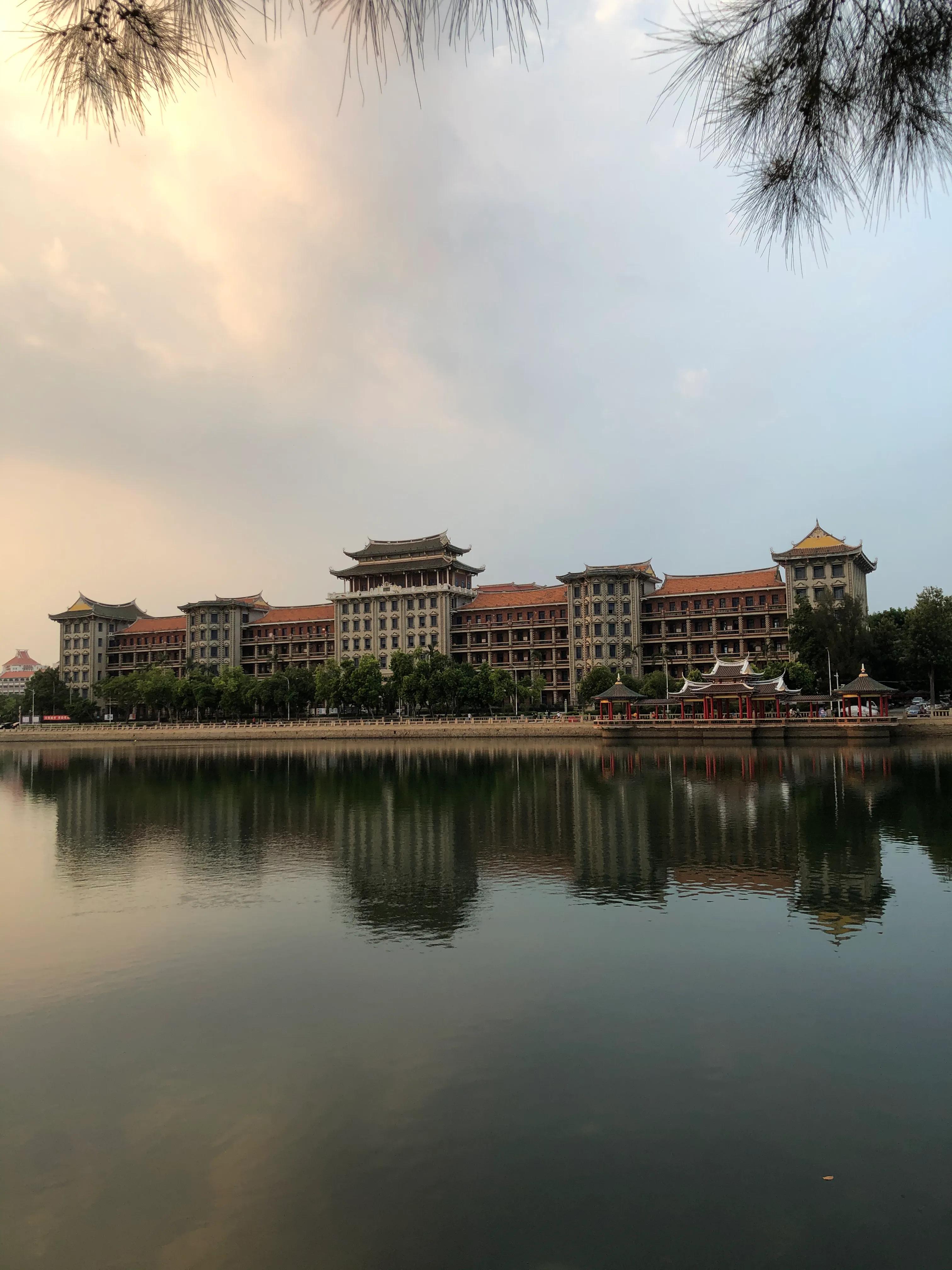 厦门集美学村龙舟池好玩吗,厦门集美学村龙舟池捞鱼