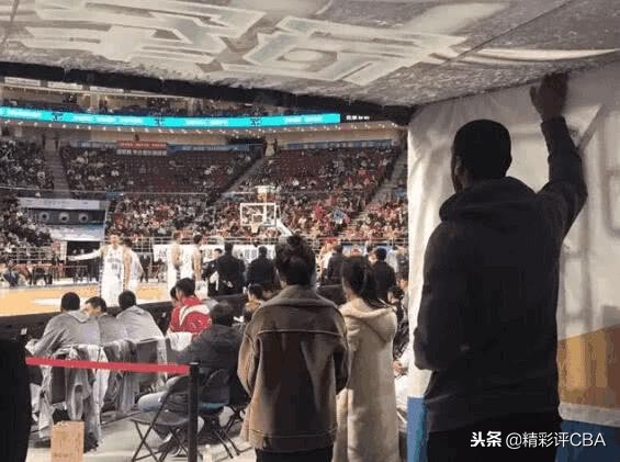 后悔吗？首钢女总无情清洗功勋伤透球迷心，如今10连胜仍球市冷淡
