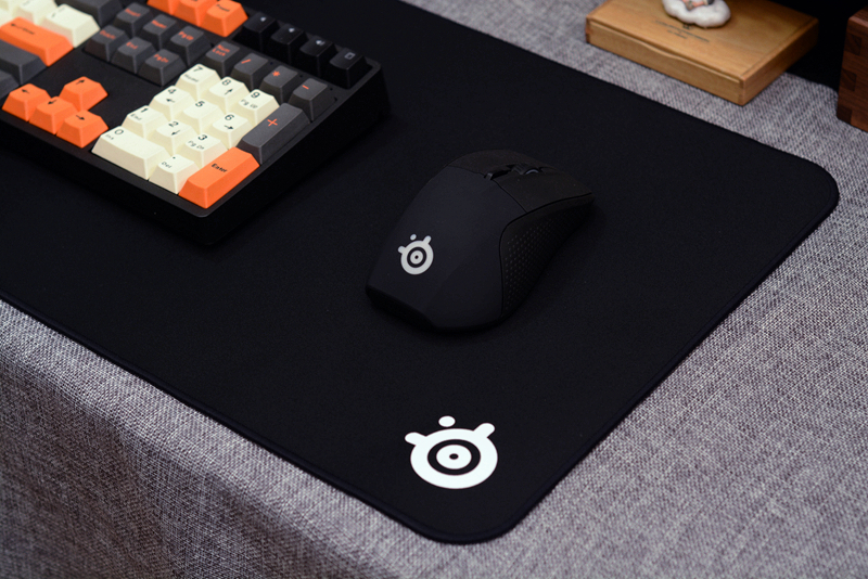 钢厂又出幺蛾子，鼠标垫也能显示游戏血量，这是什么操作