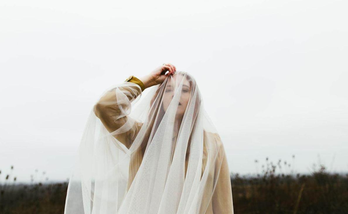 陈凯歌包贝尔谈代孕,陈凯歌宝贝儿被批