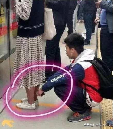 和男友住酒店后,竟在网上看到了自己的“裸体视频”