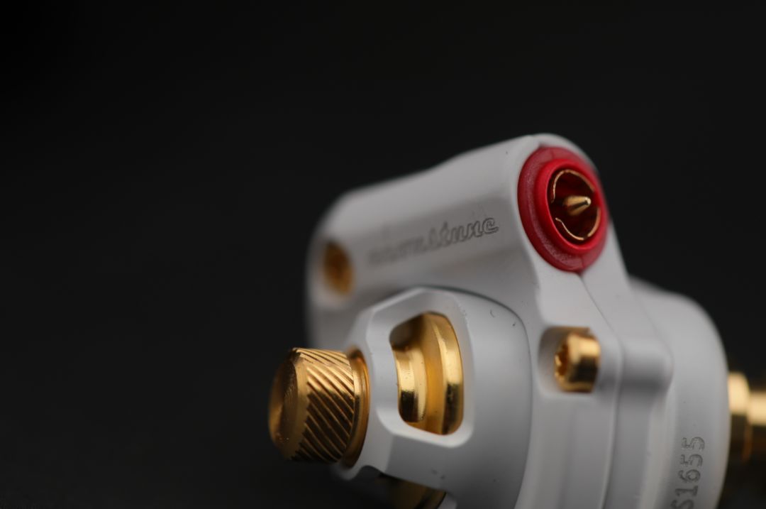 焕开箱丨冷门动圈日本AcoustuneHS1655CU1695Ti耳机两连开