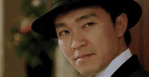 周星驰56岁到19岁的变化,55岁周星驰满头白发依旧单身