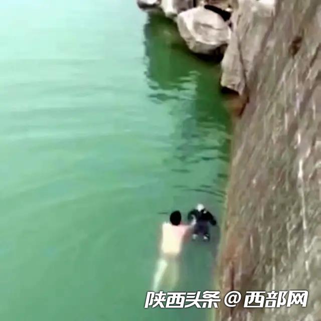 安康3岁孩子坠河过路教师救人获称平利好先生
