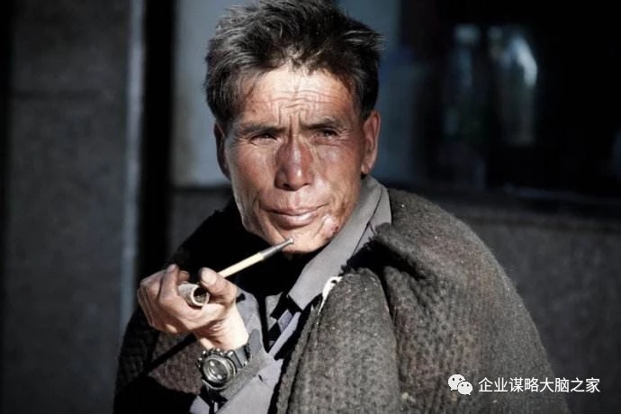 臭豆腐小店月入20万,卖臭豆腐10块钱能赚多少钱