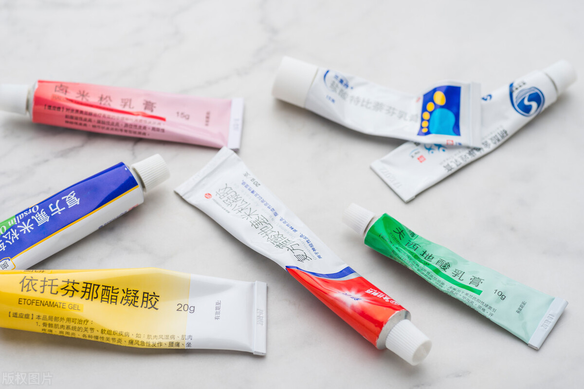 皮肤瘙痒用什么药止痒效果最好,小腿瘙痒用什么药膏快速止痒